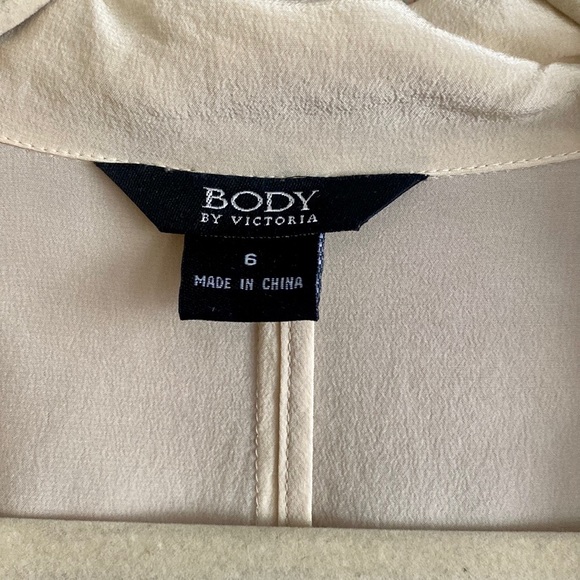 BODY BY VICTORIAS SECRET 100% SILK BLAZER SILK OVERSIZED BLAZER SUIT JACKET 6 - Picture 8 of 16